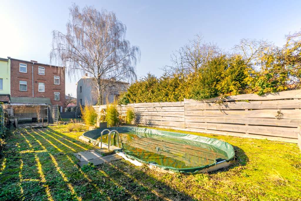 Immobilie in Schönebeck (Elbe) - Charmantes Reihenendhaus mit Gartenidylle und vielseitigem Raumkonzept auf drei Ebenen - Bild 3