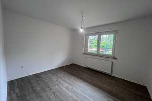 Verkehrsgünstig und doch ruhig gelegene modernisierte Wohnung – Sven-Hedin-Str. 28, 30655 Groß-Buchholz, Hannover – Vorschaubild 4