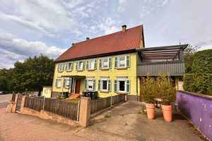 Attraktives Mehrfamilienhaus mit Ausbaureserve!
Jetzt investieren! – Göppingen (Kreis) – Vorschaubild 1