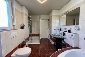 Großzügige und helle Doppelhaushälfte mit PKW-Stellplatz und Pool in Gaiberg. – Die vollständige Adresse der Immobilie erhältst du vom Anbieter., 69251 Gaiberg – Vorschaubild 10