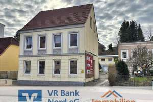 Zwei Häuser, ein Investment - Solides Mehrfamilienhaus-Ensemble mit Entwicklungschancen – Die vollständige Adresse der Immobilie erhältst du vom Anbieter., 24939 Galwik, Flensburg – Vorschaubild 1