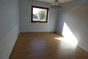 Reihenhaus mit viel Platz und Ausbaumöglichkeit,  voll unterkellert, Garage, gute, ruhige SW- Lage. – Steinburg (Kreis) – Vorschaubild 28