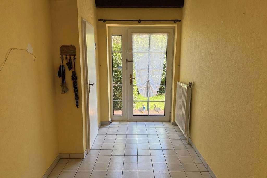 Immobilie in Lengenbostel - Charmantes Fachwerkhaus mit Kamin & großem Nebengebäude - Bild 4