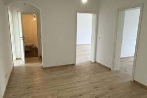 Renovierte 4 Zi.- Whng. - neues Wannenbad, großer Balkon - Bochum Höntrop – Frankenweg 46, 44867 Westenfeld, Bochum – Vorschaubild 5