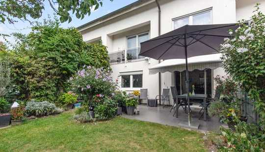 Bild von Modernisiertes Reihenhaus mit 150 m² Wohnfl. und 56 m² ausgeb. Dachgeschoss (zusätzl. Nutzfläche)