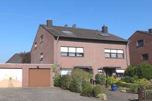Kaarst - Vorst, schöne DHH aus Bauj. 1979, 5 Zimmer, Garage – Die vollständige Adresse der Immobilie erhältst du vom Anbieter., 41546 Kaarst – Vorschaubild 2