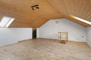 2-Zimmer-Wohnung mit überdachtem Westbalkon, Außenstellplatz und ausbaubarem Dachgeschoss – Schlüterstraße 10, 85057 Mitte, Ingolstadt – Vorschaubild 19