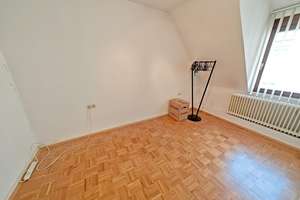 Tolle 4-Zimmer-Wohnung in HD- Neuenheim, nah zum Neckar und Marktplatz – Die vollständige Adresse der Immobilie erhältst du vom Anbieter., 69120 Neuenheim, Heidelberg – Vorschaubild 7
