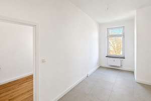*Provisionsfrei & frisch modernisiert: 3-Zimmer-Altbau in Leipzig | 4,5% Rendite + 4,5% AfA* – Die vollständige Adresse der Immobilie erhältst du vom Anbieter., 4177 Altlindenau, Leipzig – Vorschaubild 9