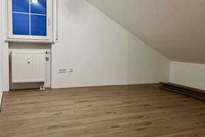 Geschmackvolle 3-Raum-Wohnung mit Balkon und EBK in Ingolstadt – Dominikus-Schneider-Straße 19, 85053 Südost, Ingolstadt – Vorschaubild 12