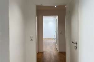 Bezugsfertige, hochwertig modernisierte 3,5-Zimmer-Wohnung in ruhiger Lage im Sommerrain – Die vollständige Adresse der Immobilie erhältst du vom Anbieter., 70374 Sommerrain, Stuttgart – Vorschaubild 2