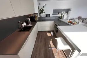LUXUS Hausboot - 3 Etagen - 100m² Wohnen + 120 m² SONNENTERRASSE - Kamin, Kino, komplett individuell – Potsdam – Vorschaubild 78