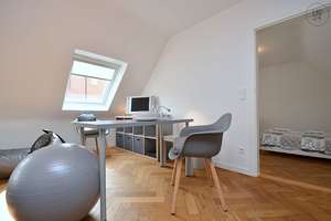 Wunderschöne, möblierte Altbauwohnung in Stuttgart West – Die vollständige Adresse der Immobilie erhältst du vom Anbieter., 70197 Feuersee, Stuttgart – Vorschaubild 15