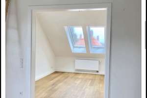 Helle 2,5-Zimmer-Dachgeschosswohnung mit Balkon in Döhren – Die vollständige Adresse der Immobilie erhältst du vom Anbieter., 30519 Döhren, Hannover – Vorschaubild 11