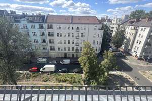 TOLLE, SEHR HELLE, GEPFLEGTE DG-WHG. IM 5.OG, WANNENBAD M. FENSTER RUHIG IM AFRIKASISCHES VIERTEL – Togostr. 00, 13352 Wedding, Berlin – Vorschaubild 10