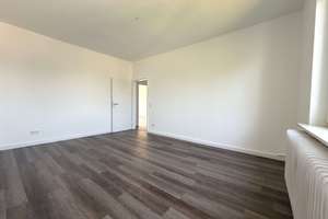 Umfassend sanierte Wohnung mit moderner Einbauküche, Balkon & hochwertigem Duschbad – Neue Straße 47, 27576 Lehe, Bremerhaven – Vorschaubild 7