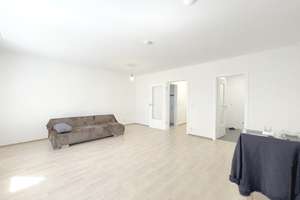 Renovierte 39 m² Süd-Balkon-Whg. + 18 m² Hobbyraum mit Bad & Küche direkt drunter, ruhige Gartenlage – Die vollständige Adresse der Immobilie erhältst du vom Anbieter., 80997 Allach, München – Vorschaubild 8