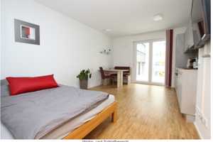 Möbliertes 1-Zimmer-Apartment mit Balkon – Leopoldstraße 204b, 80804 München – Vorschaubild 2