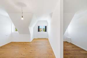 Top‑saniert und bezugsbereit! stilvolle 3,5‑Zimmer‑Wohnung im Altbau – Die vollständige Adresse der Immobilie erhältst du vom Anbieter., 70188 Gaisburg, Stuttgart – Vorschaubild 4