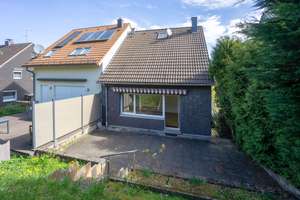 Gepflegte Doppelhaushälfte mit Doppelgarage in ruhiger Wohnlage von RS-Hasten – Die vollständige Adresse der Immobilie erhältst du vom Anbieter., 42855 Haddenbach, Remscheid – Vorschaubild 16