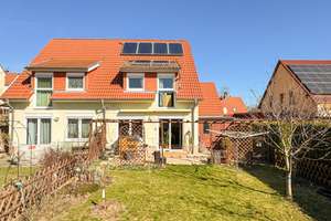 Familienfreundliches Wohnen in Weixdorf: viel Platz, Solarthermie und neue Heizung! – Die vollständige Adresse der Immobilie erhältst du vom Anbieter., 1108 Weixdorf, Dresden – Vorschaubild 4