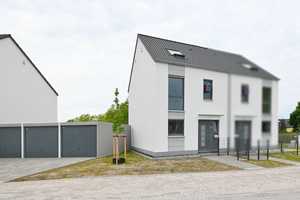 Neubaudoppelhaushälfte mit Terrasse, Garten und Garage im schönen Beerenbruchviertel – Miriam-Sander-Str. 4, 44577 Recklinghausen (Kreis) – Vorschaubild 1