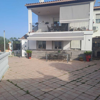 Fantastische, charmant renovierte Stadthaus-Villa in ruhiger Umgebung