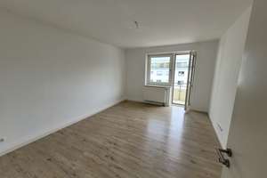 Zentrale 2,5 Zimmer Whg. mit Westbalkon + EBK – Brudermühlstraße 34a, 81371 Sendlinger Feld, München – Vorschaubild 2