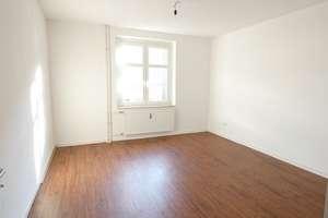 ** Großzügige 2-Zi-Altbauwohnung mit geräumiger Wohnküche im beliebten Luisenhof ** – 45145 Frohnhausen, Essen – Vorschaubild 7
