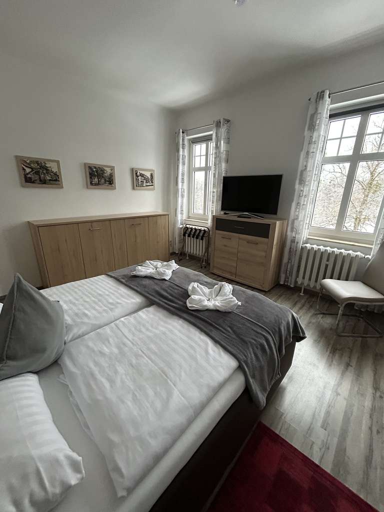 Immobilie in Stechlin - 1-Zimmer Eigentumswohnung und Ferienimmobile umgeben von zauberhafter Natur und Seen - Bild 2