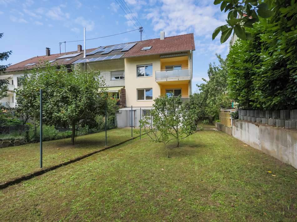 Rückansicht und Garten