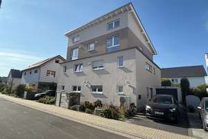 Wohnen mit Charakter: Luxuriöses Doppelhaus in Friedberg – Georg-August-Zinn-Straße 18, 61169 Friedberg (Hessen) – Vorschaubild 12