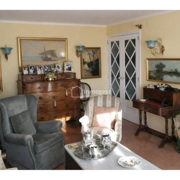 WOHNUNG FÜR INVESTOREN!!!!! in La Bisbal dEmpordà