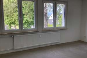 Geräumige 3-Zimmerwohnungmit großem Balkon zu vermieten. – Schelpmilser Weg 81, 33609 Heepen, Bielefeld – Vorschaubild 4