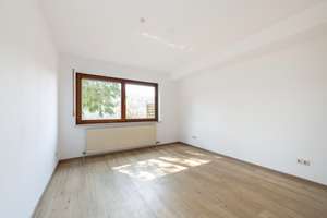 Schuch Immobilien - Raumwunder mit separater Einliegerwohnung in Blicklage – Die vollständige Adresse der Immobilie erhältst du vom Anbieter., 65817 Eppstein – Vorschaubild 35