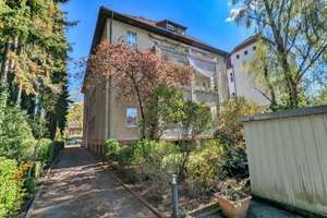 Ihr neues Zuhause in Berlin-Lichterfelde – Altbaucharme und grüne Lage – Die vollständige Adresse der Immobilie erhältst du vom Anbieter., 12209 Lichterfelde, Berlin – Vorschaubild 2