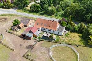  Großzügiges Anwesen mit viel Raum und Gestaltungsmöglichkeiten – Die vollständige Adresse der Immobilie erhältst du vom Anbieter., 49419 Wagenfeld – Vorschaubild 2