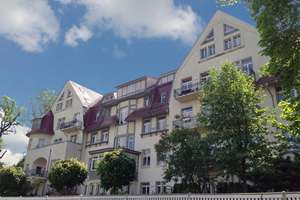 Sonnige 2-Zimmer-Wohnung mit Lift im 3.OG am Loschwitzer Elbhang