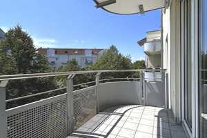 7296 - Renovierte 2-Zimmerwohnung mit Balkon und Duplex-Parker am Badeniaplatz! – Karlsruhe – Vorschaubild 2