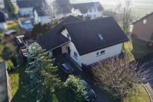 Ein Zuhause mit Herz und Vielfalt – Ihr perfektes Familienhaus für gemeinsames Wohnen unter einem Da – Limburg-Weilburg (Kreis) – Vorschaubild 1