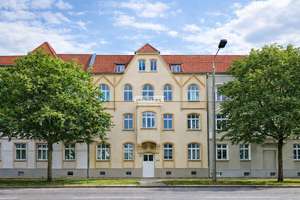 antaris Immobilien GmbH ** Attraktive Kapitalanlage: Vermietete 2-Zi.-Wohnung mit Balkon & Ertrag **
