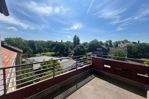 Großzügige Dachgeschosswohnung in Essen-Altendorf mit Garage! – Die vollständige Adresse der Immobilie erhältst du vom Anbieter., 45143 Altendorf, Essen – Vorschaubild 9