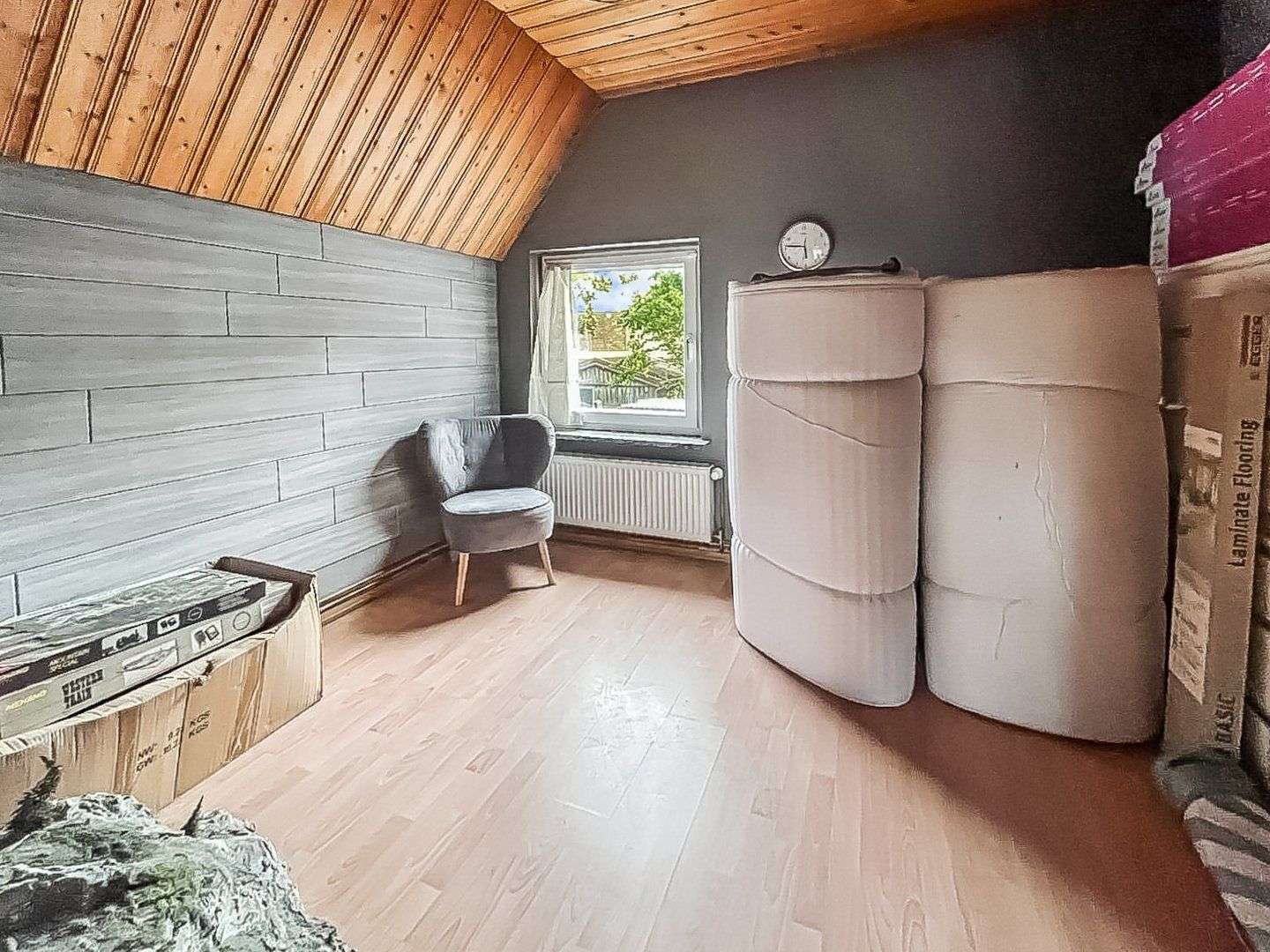 Immobilie in Nordenham - Komfortables und energetisch saniertes Einfamilienhaus mit viel Platz in Nordenham-Einswarden  - Bild 3