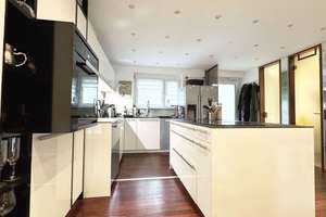 Exklusive, stylische Terrassenwohnung mit EBK, eigenem Garten, Loggia  und Tiefgarage – Die vollständige Adresse der Immobilie erhältst du vom Anbieter., 40472 Rath, Düsseldorf – Vorschaubild 5