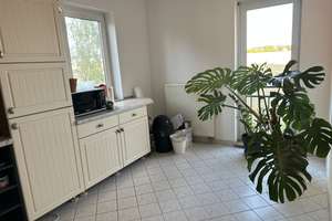 Stadtnah mitten im Grünen: 3-Zimmer-Wohnung in Erfurt-Urbich – Überm Steinknatze 29, 99099 Urbich, Erfurt – Vorschaubild 2