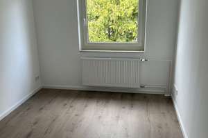 Erstbezug nach Sanierung: 3-Zi.-Wohnung mit Balkon in Wolfsburg – Leipziger Straße 4, 38448 Vorsfelde, Wolfsburg – Vorschaubild 10