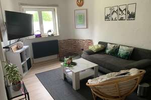 Schöne DHH am Ortsrand mit unverbautem Blick // 147qm Wohnfläche / 7 Zimmer / Einziehen & Wohlfühlen – Die vollständige Adresse der Immobilie erhältst du vom Anbieter., 96274 Itzgrund – Vorschaubild 15