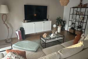 Moderne 2-Zimmer-Wohnung mit Terrasse in Köln-Weidenpesch