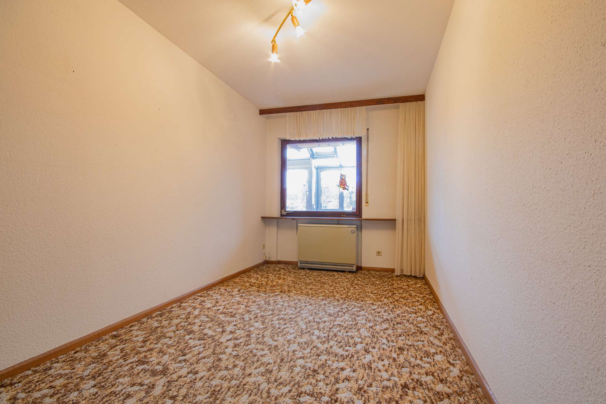 Immobilie in Wutöschingen - Vielseitig nutzbare Doppelhaushälfte mit Einliegerwohnung und Wintergarten in Horheim - Bild 11