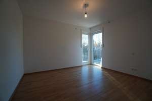 Grünes, ruhiges Ramersdorf: attraktive, großzügige 2-Zi-Whg, gr. Südbalkon, in kleiner Stadtvilla – Die vollständige Adresse der Immobilie erhältst du vom Anbieter., 81735 Ramersdorf, München – Vorschaubild 7